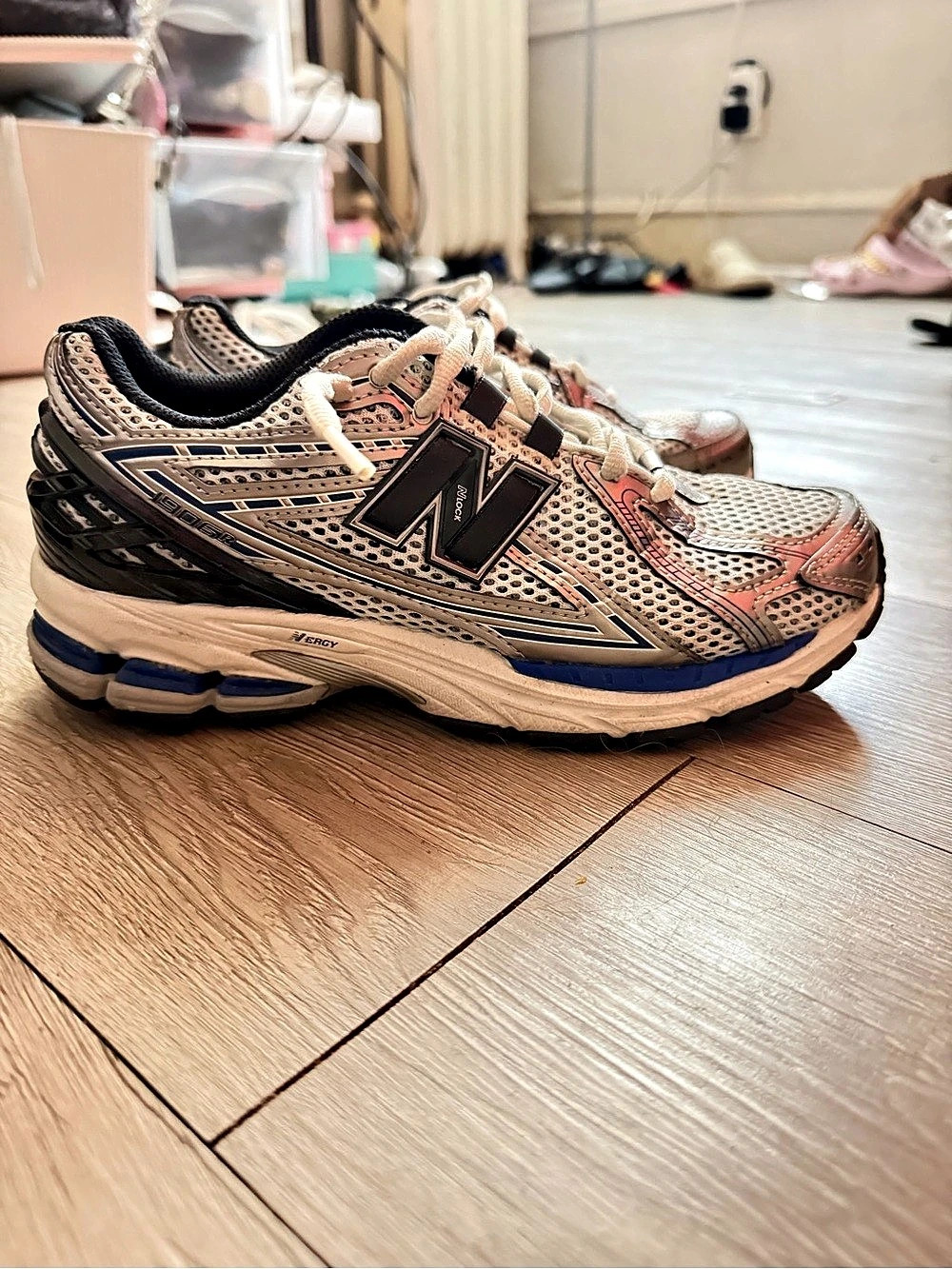 New Balance Women's Athletic Sneakers in Gray & Pink